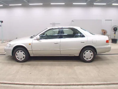 DAIHATSU ALTIS