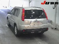 Цена авто Nissan X-Trail с аукционов Японии, номер кузова DNT31, пробег 150 000, оценка 8