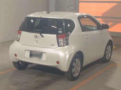 TOYOTA IQ