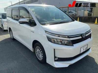 Статистика аукционов Toyota Voxy
