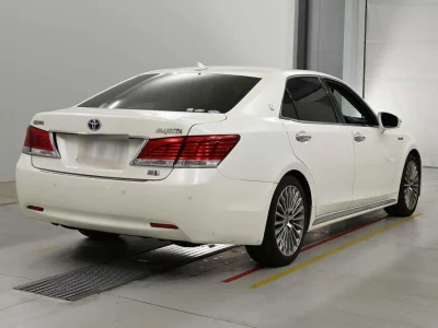 Toyota CROWN MAJESTA