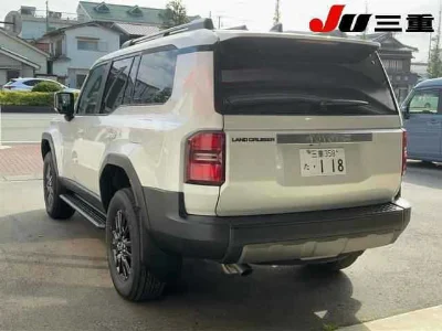 TOYOTA LAND CRUISER