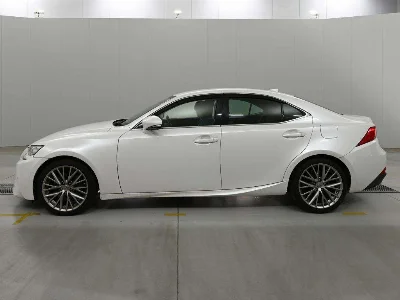 Lexus IS300