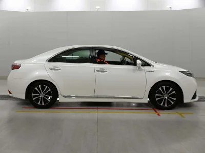 TOYOTA SAI