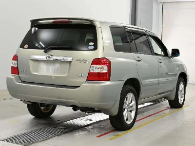 Toyota Kluger V
