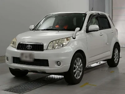 TOYOTA RUSH