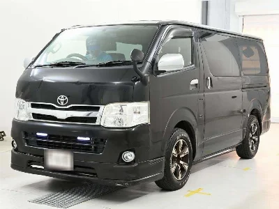 TOYOTA REGIUS VAN