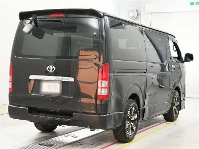 TOYOTA REGIUS VAN