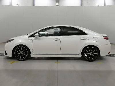 TOYOTA SAI