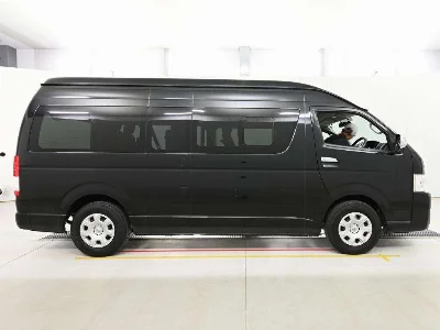 TOYOTA HIACE