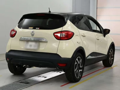 RENAULT CAPTUR
