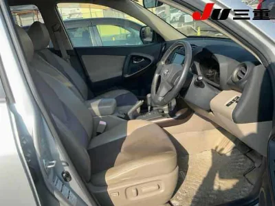 TOYOTA VANGUARD