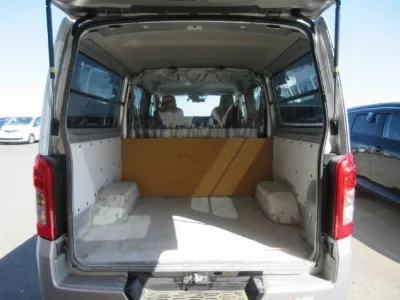 NISSAN CARAVAN