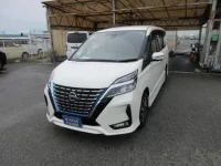 Цена авто Nissan Serena с аукционов Японии, номер кузова HFC27, пробег 65 000, оценка 8