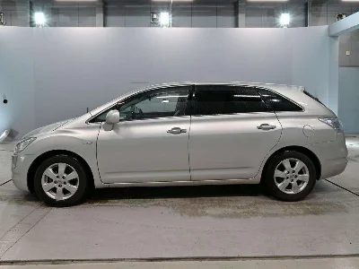 TOYOTA MARK X ZIO