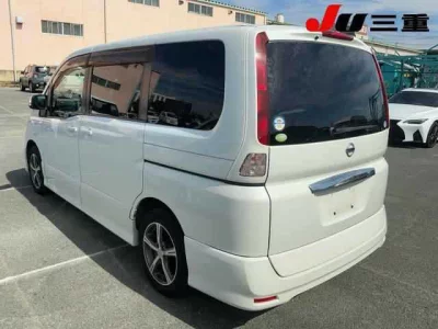 NISSAN SERENA 2