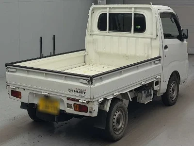 DAIHATSU HIJET TRUCK 2