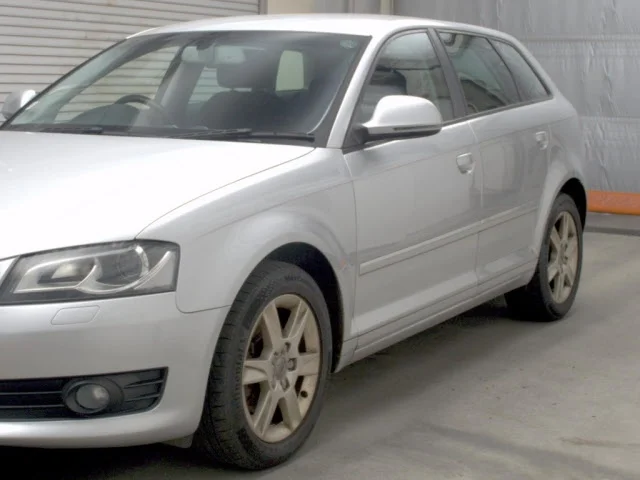 Audi A3  с аукциона в Японии