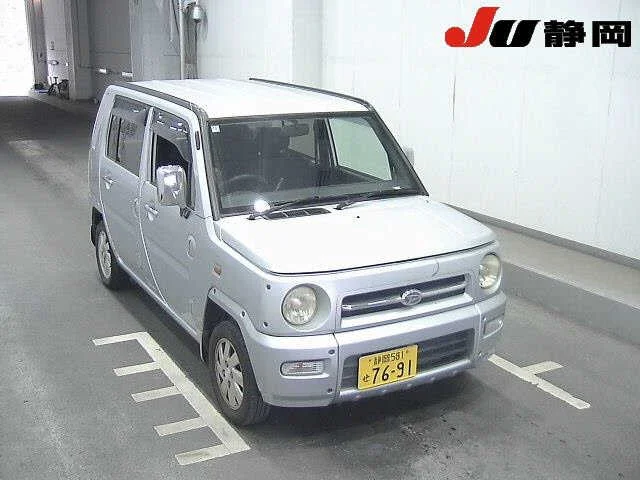 Daihatsu Naked 2003