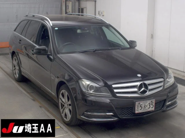 Mercedes-Benz C-Class 2011