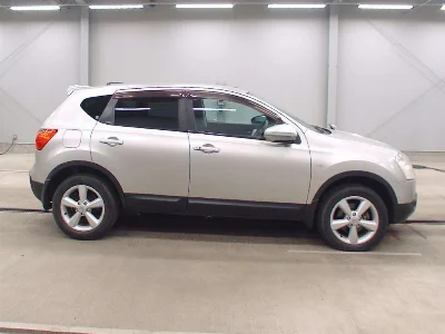 NISSAN DUALIS