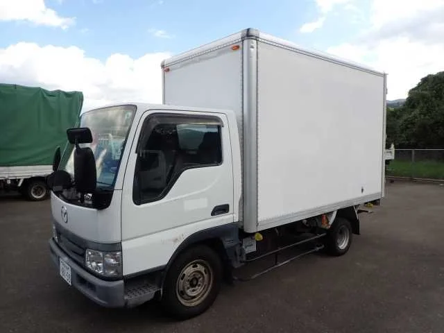 Mazda Titan 2008