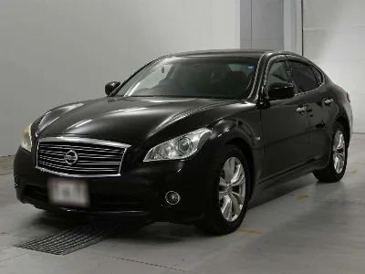 NISSAN FUGA