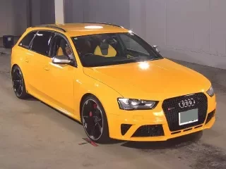 AUDI RS4 AVANTE