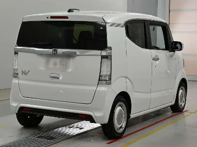 Honda N-Box Slash