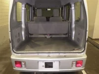 Цена авто Suzuki Every с аукционов Японии, номер кузова DA64V, пробег 109 000, оценка 6