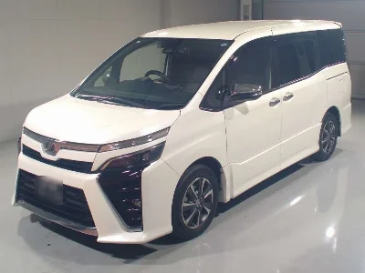 Статистика аукционов Toyota Voxy