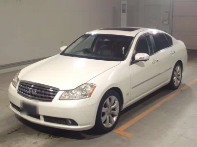 NISSAN FUGA