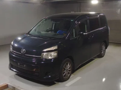 Статистика аукционов Toyota Voxy