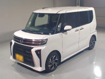 DAIHATSU TANTO 1