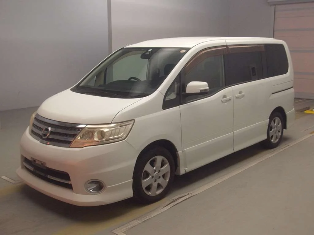 Nissan Serena 2010