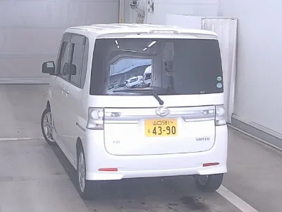 DAIHATSU TANTO 2