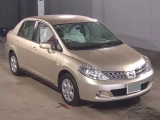 NISSAN TIIDA LATIO