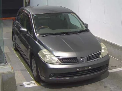NISSAN TIIDA