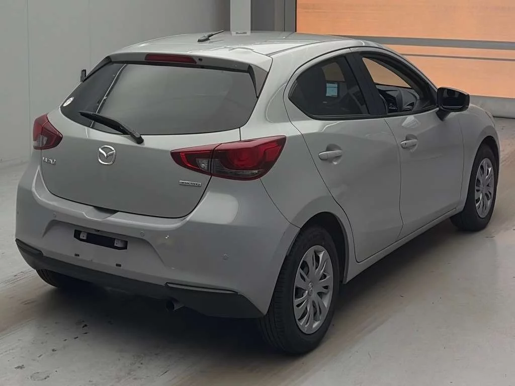 Mazda Mazda2 2024