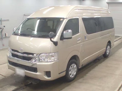 TOYOTA HIACE