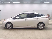 Цена авто Toyota Prius с аукционов Японии, номер кузова ZVW50, пробег 147 000, оценка 8
