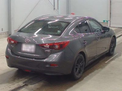 Статистика аукционов Mazda Axela