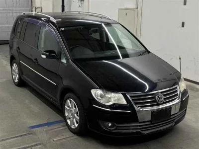 VOLKSWAGEN GOLF TOURAN