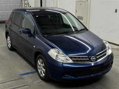 NISSAN TIIDA