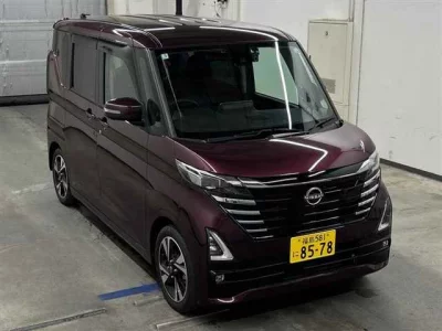 NISSAN ROOX
