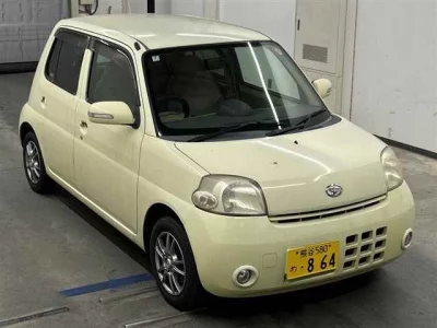 DAIHATSU ESSE