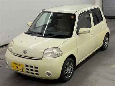 DAIHATSU ESSE