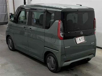 NISSAN ROOX