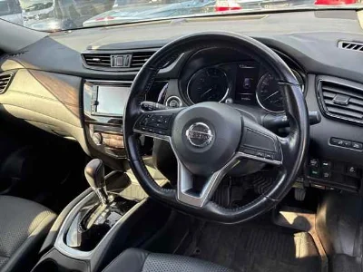 NISSAN X-TRAIL 3