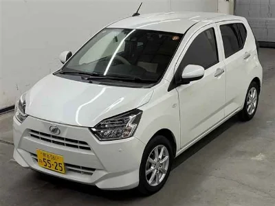 DAIHATSU MIRA E S 4